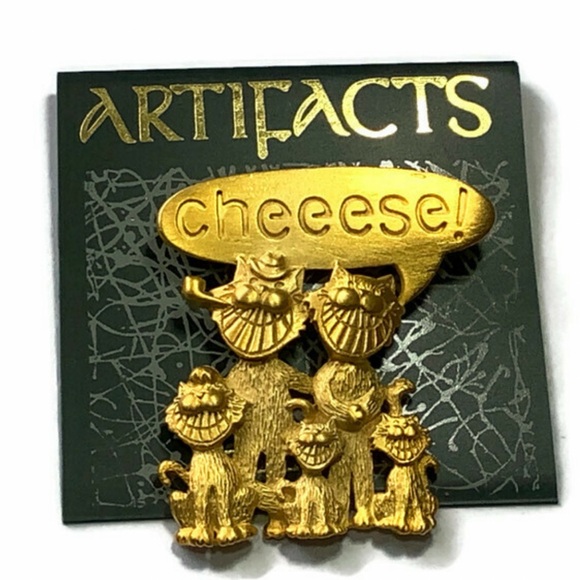 artifacts Jewelry - Artifacts Family of Cats Brooch